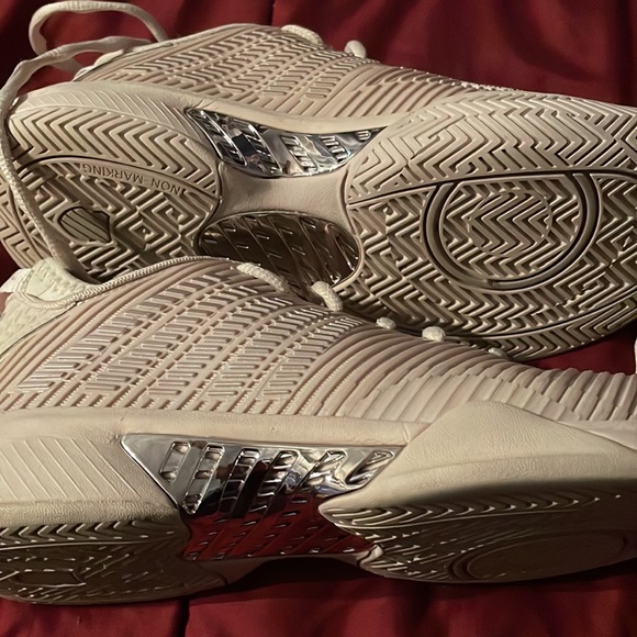 Women’s K-Swiss size 9 - Picture 5 of 9